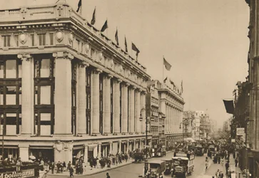 Selfridget ja viimeiset vanhat Oxford Streetin kaupat, jotka rakennus nielaisi, vuodelta 1935.