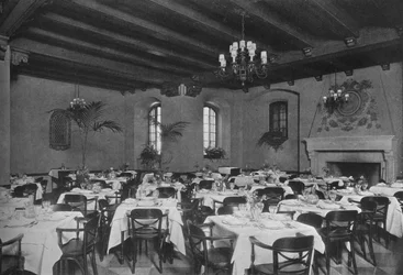 Kaakkoisruokasali, Fraternity Clubs Building, New York City, 1924