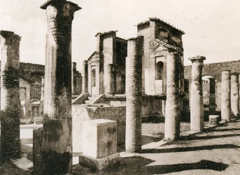 Isisin temppeli, Pompei, Italia, 1900-luku