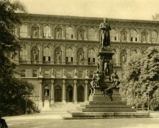 Kuvataideakatemia ja Schillerin muistomerkki, Wien, Itävalta, n. 1935.