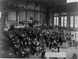 Chicago Board of Trade istunnossa, n. 1900