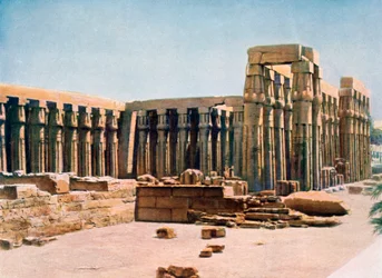 Amenhotep III:n pylväikkö, Luxorin temppeli, Egypti, 1900-luku