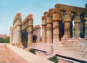 Amenhotep III:n pylväikkö, Luxorin temppeli, Egypti, 1900-luku