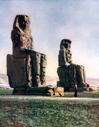 Memnonin kolossit, Thebes, Egypti, 1933-1934