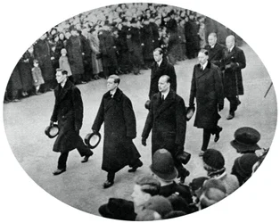 Yorkin herttua ja hänen veljensä kuningas George V:n hautajaisissa, 1936, 1937