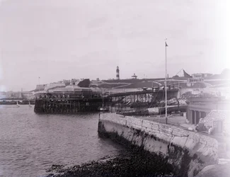 Promenade Pier Plymouthissa Devonissa, 1800-luvun loppu - 1900-luvun alku.