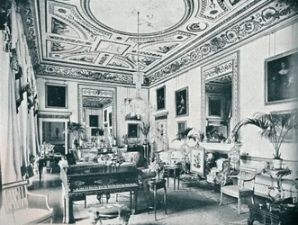 Salon, Avington, 1908
