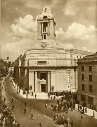 Vapaamuurarien rauhanmuistomerkin avajaiset, Great Queen Street, Lontoo, 19. heinäkuuta 1933, 1935