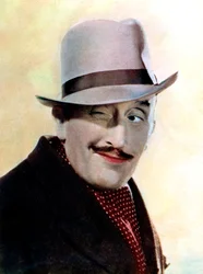 Tom Walls, englantilainen näyttelijä ja ohjaaja, 1934-1935