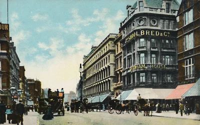 Tottenham Court Road, Lontoo, 1906.