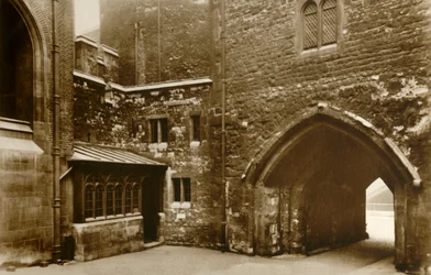 Lontoon Tower. Wakefield Tower, 1910.