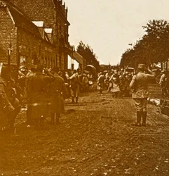 Joukot lähtevät, c1914-c1918