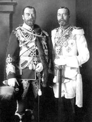 Venäjän tsaari Nikolai II ja Yhdistyneen kuningaskunnan Yrjö V, 1913