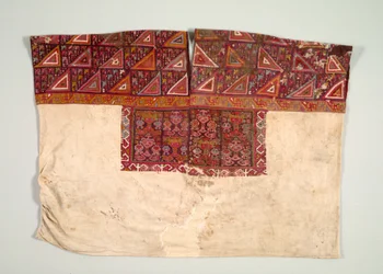 Tunikapaita, jossa kuvakudos, 650-850.