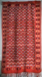 Turkmenistanin päällinen hapsuilla