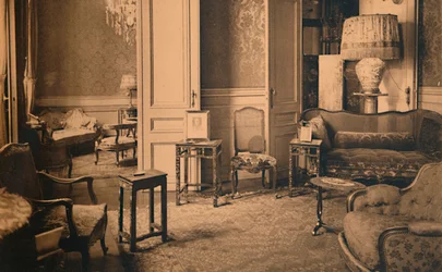 Odotushuone ministerien toimistossa Kuuban suurlähetystössä Brysselissä, Belgiassa, 1927.