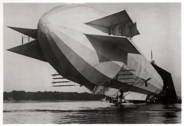 Saksan armeijan ostama Zeppelin LZ3, jota käytettiin nimellä Z1, 1906 1933