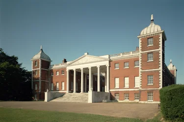Ulkokuva itäpuolelta, Osterley Park, Middlesex