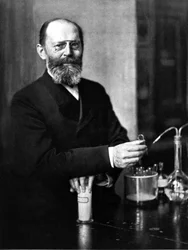 Emil Fischer, saksalainen orgaaninen kemisti