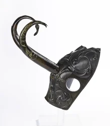 Hevospanssari / chamfron, 300-100 eKr