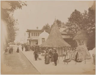 Keski-Afrikan alkuperäiskansojen mökit, Universal Exposition, Champ de Mars, Pariisi