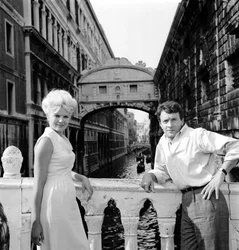 NÄYTTÄJÄ CORINNE MARCHAND NÄYTTELYJÄ JEAN - PIERRE (jean-pierre) CASEL - VENETSIA - 1963