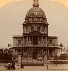 Dome des Invalides, jossa mahtava soturi lepää - Napoleon I:n hauta, Pariisi, Ranska, 1900.