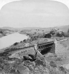 Pom-pom-silta ja Boerin päämajan lennätinasema, Tugela River, Natal, Etelä-Afrikka, 1901.