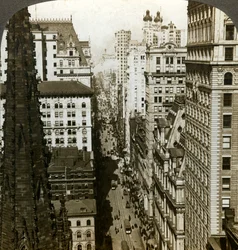 Trinity Church ja Broadway, New York, Yhdysvallat.