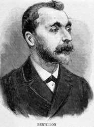 Alphonse Bertillon (1853-1914), ranskalainen tutkija, antropometrian luoja.