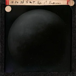 Tähtitieteellinen lasilevyn dia kuun kuunpimennyksestä (1910)
