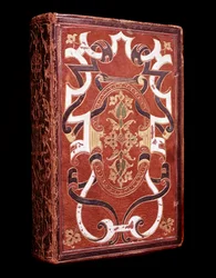 Kopio latinankielisestä Pyhästä Raamatusta, joka kuuluu Tresorierille ja bibliofiilille John Grolier de Servieresille (1479-1565), punaiseen marokiinisidontaan (Raamattu Grolier-kirjansidouksella) Chantilly musee Conde