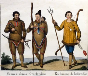 Puku. Vasemmalla: Grönlannin eskimopari lapsensa kanssa. Oikealla: Labradorin eskimo. Litografia 1800-luvun alussa