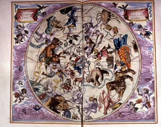 Taivaan kartta ja horoskooppimerkit - faksimile muinaisesta sävellyksestä, joka edustaa pohjoisen taivaan tähtikuvioita André Cellariuksen "Harmonia Macrocosmican" mukaan