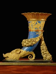 Rhyton-maljakko, joka tunnetaan nimellä "antiikkiset kornetit" olympialaisista ...