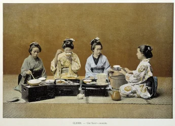 Ruokasali Japanissa: naiset syömässä riisiä puikoilla ja yksi heistä tarjoilemassa teetä - n.d. 1800-luvun lopulla