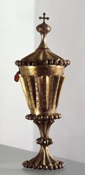 Kultainen hopea ciborium