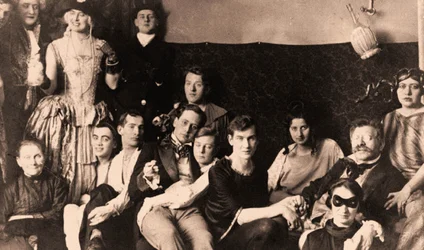 Pukujuhla, Seksuaalitieteen instituutti, Berliini. 1920 (kuva)