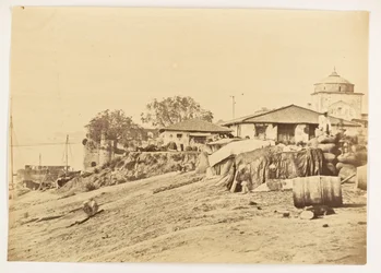 Ghat Allahabadin linnoituksessa, Intia, noin 1858-61 (kuva).
