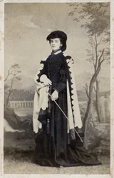 Baijerin Maria Sofia - 1861 - Baijerin herttuattaren ja Molempain Sisiliain kuningattaren Marie-Sophie (Marie Sophie) Amelien muotokuva (1841 1925)