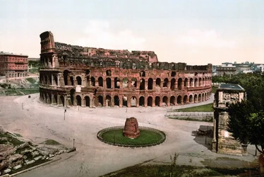 Rooma. Näkymä Colisseelle. Photochrome sd. noin 1900.