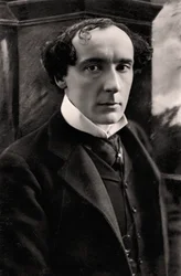 Harry Brodribb Irving 1870-1919, englantilainen näyttelijä, 1900-luvun alku.