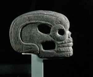 Votive Ax Head, myöhäisklassinen aika (kivi)
