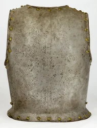 Taustalevy, n. 1650-1700 (teräs ja messinki)