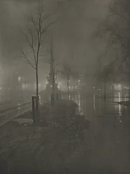Märkä yö, Columbus Circle, New York, n.1925 (kuva)