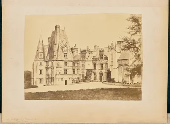 Château de Fontaine-Henri, Caenin lähellä.