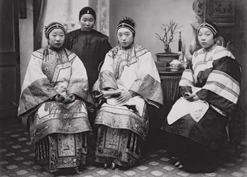 Kiinan naiset, n. 1880 (albumiprintti)