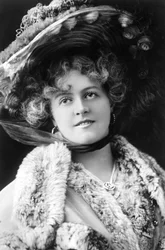 Marie Studholme 1875-1930, englantilainen näyttelijä, 1900-luku.