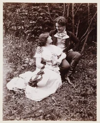 Edwardian muotokuva, pariskunta 1800-luvun mekossa