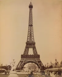 Torre Eiffel, Exposició de París finlandès